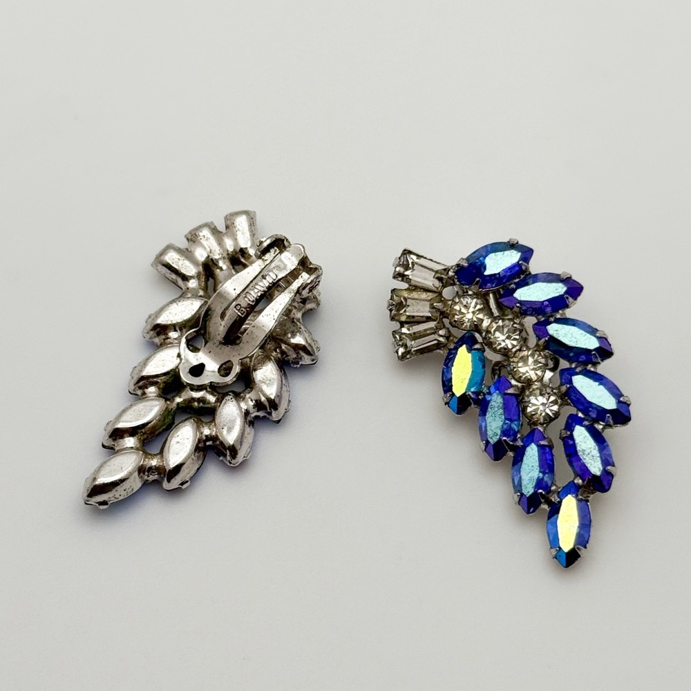 Vintage Blue and Silver B. David signed Rhinestone Crystal Clip-on Earrings - Picture 14 of 16